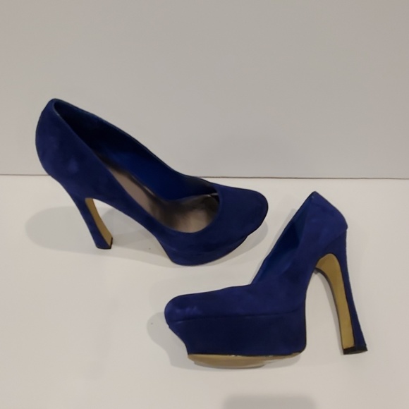 ZigiSoho Studious blue suede platform heels - Picture 3 of 6